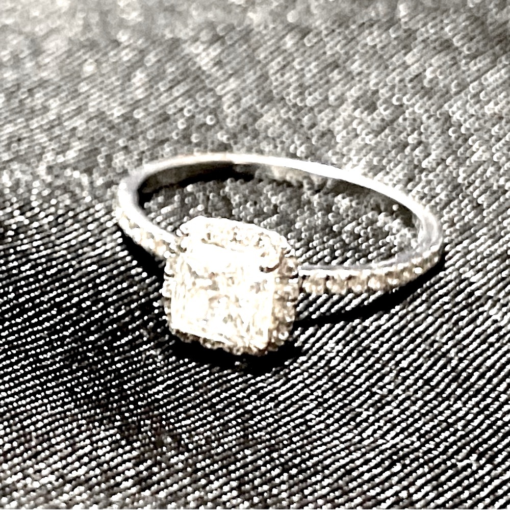 Diamond 2CTW Genuine Cushion Cut Halo White Gold Ring Certified GIA Authentic